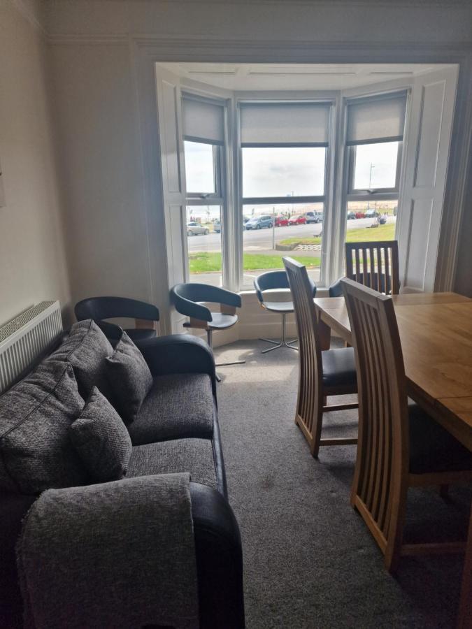 2 The Green, Exceptional Large House, Sea Views Loads Of Bathrooms ซีตันคาริว ภายนอก รูปภาพ