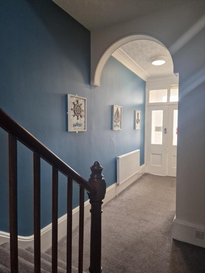 2 The Green, Exceptional Large House, Sea Views Loads Of Bathrooms ซีตันคาริว ภายนอก รูปภาพ