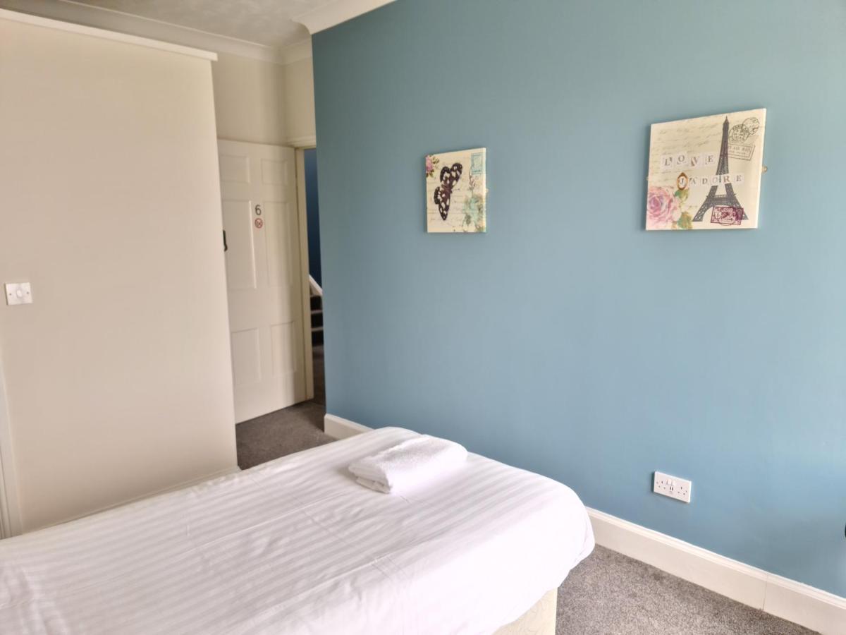 2 The Green, Exceptional Large House, Sea Views Loads Of Bathrooms ซีตันคาริว ภายนอก รูปภาพ